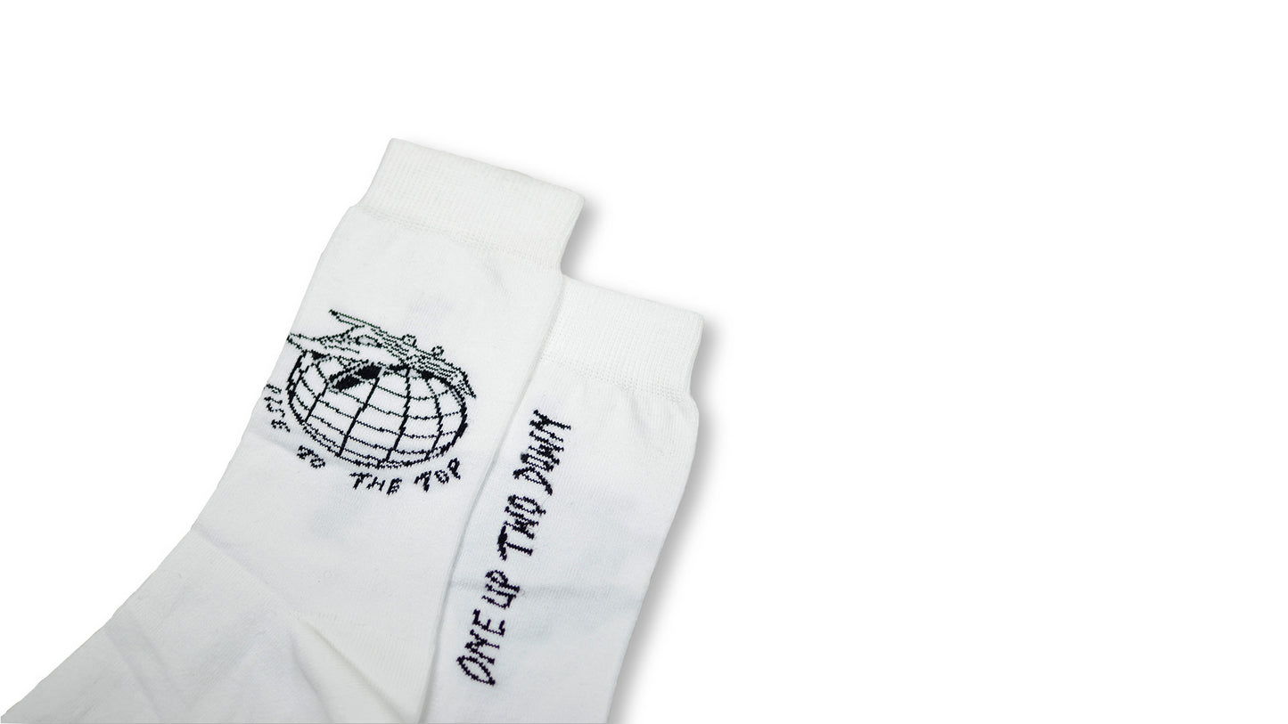 ‘’Rise to the top’’ white socks